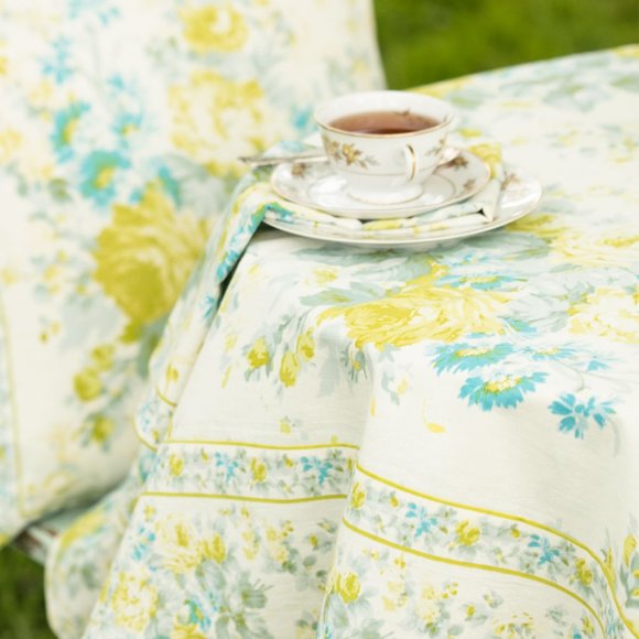 April Cornell Tablecloth Cottage Rose 54x54 NWT - Picture 2 of 4